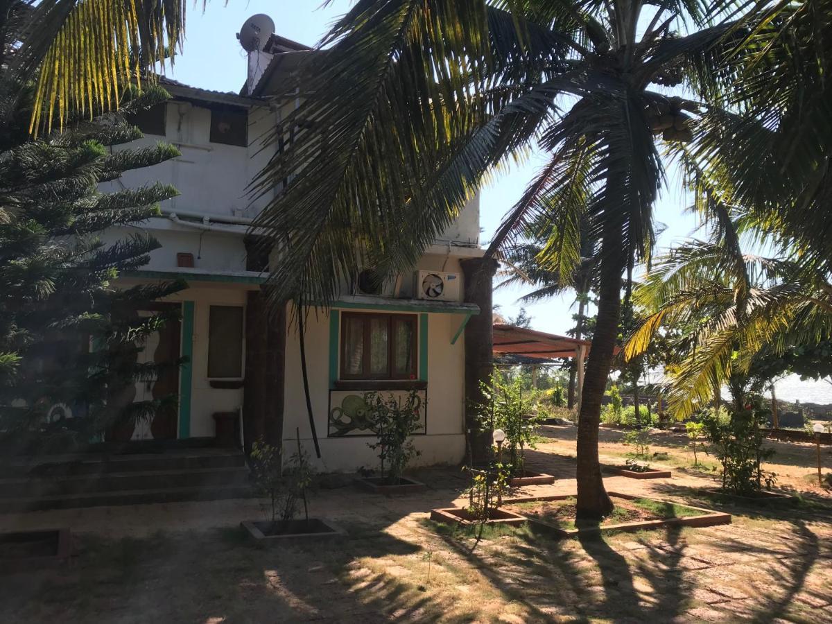 Mermaid Beach Resorts Vengurla Eksteriør bilde